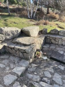 Fuente de la Beceilla en la ruta de marcha nórdica