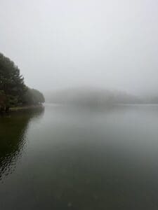Primer embalse que encontramos en la ruta de marcha nórdica. Embalse del Tejo
