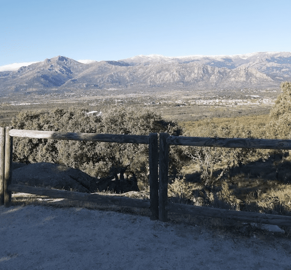 Mirador de la Solana en la ruta de marcha nórdica del mismo nombre