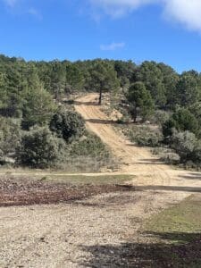 Primera subida en la ruta de marcha nórdica