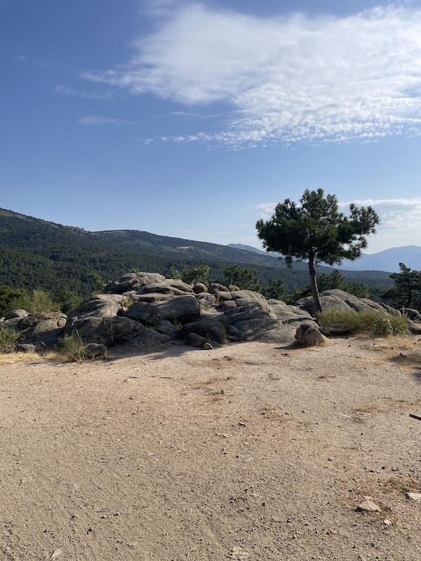 Mirador desde el que disfrutar de unas maravillosas vistas en la ruta de marcha nórdica